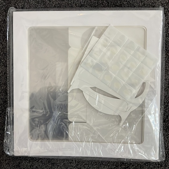 Girl First 1st Birthday Banner, Crown, Candle and Balloon Boxes - Picture 5 of 8